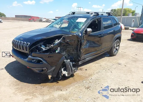 2016 Jeep Cherokee Trailhawk from USA, damaged, VIN 1C4PJMBS6GW123827